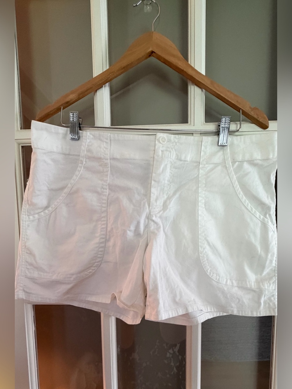 The Limited White Women's Casual Pocket Shorts 12 NWT